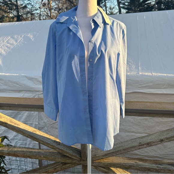 Foxcroft Wrinkle Free Light Blue Button-Up Shirt 8 NWT - Picture 11 of 13
